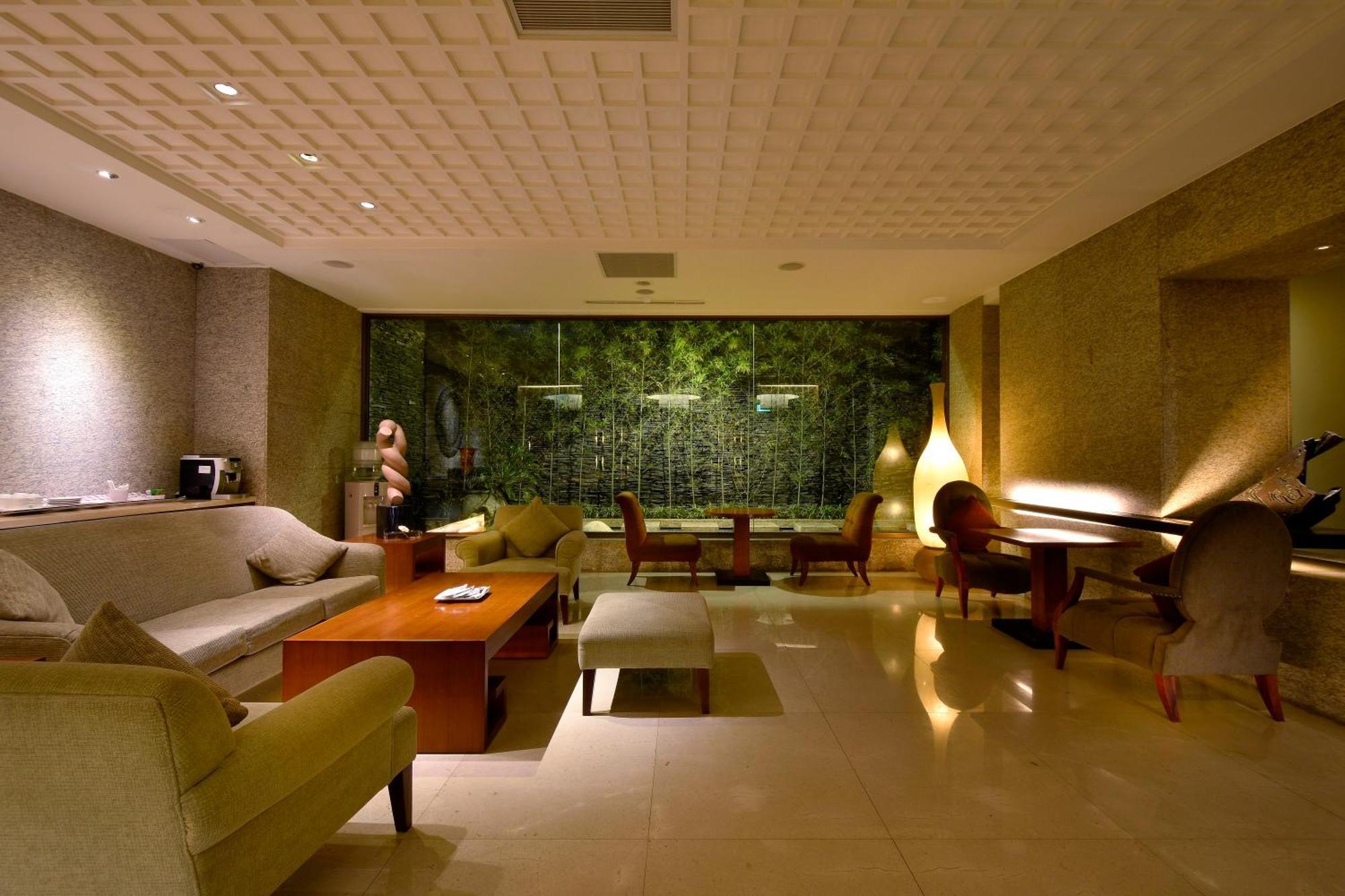 Fu Lyu Inn Città di Hualien Esterno foto